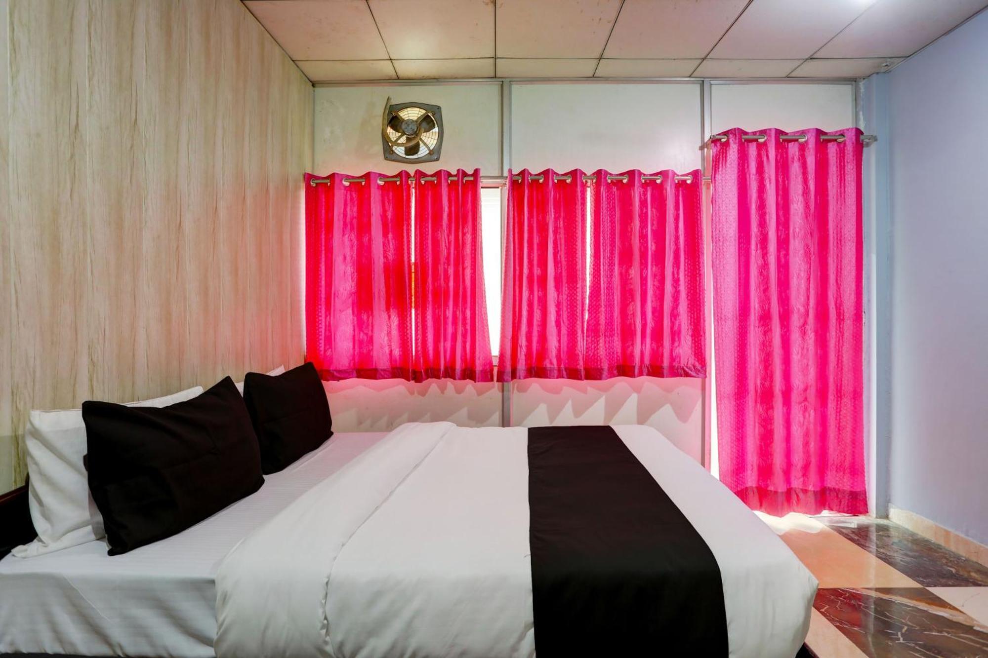 Collection O Harsh Hotel & Restaurant Bhiwadi Exterior foto